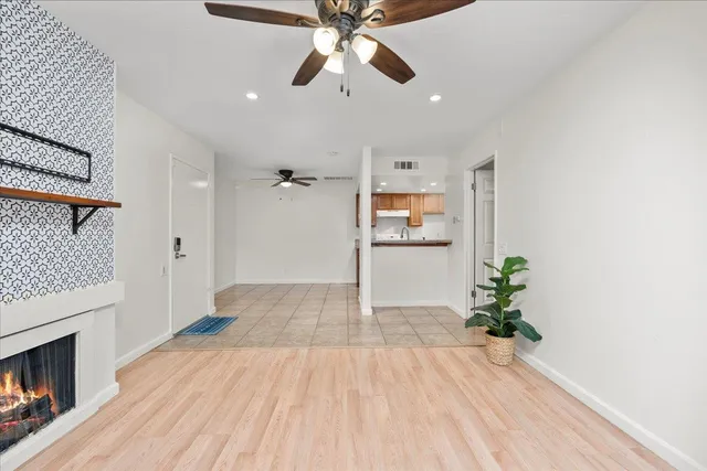 $215,000 | 903 Fulton Avenue, Unit 407, Sacramento, CA 95825