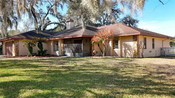 $510,000 | 452 Summit Chase Drive, Valrico, FL 33594