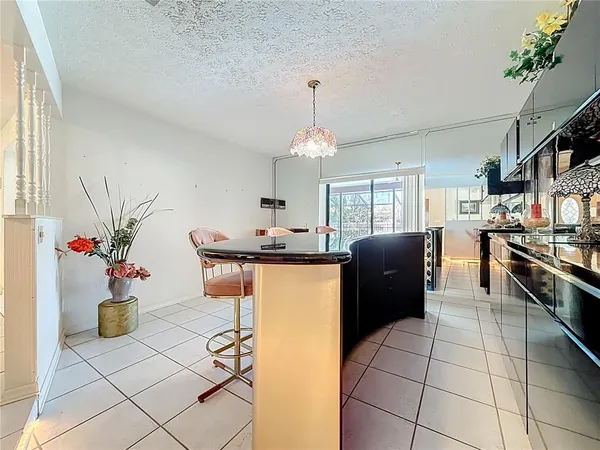 $510,000 | 452 Summit Chase Drive, Valrico, FL 33594