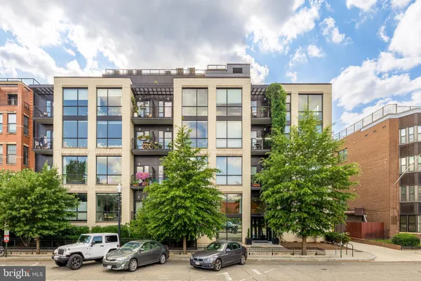 a car parked in front of a building