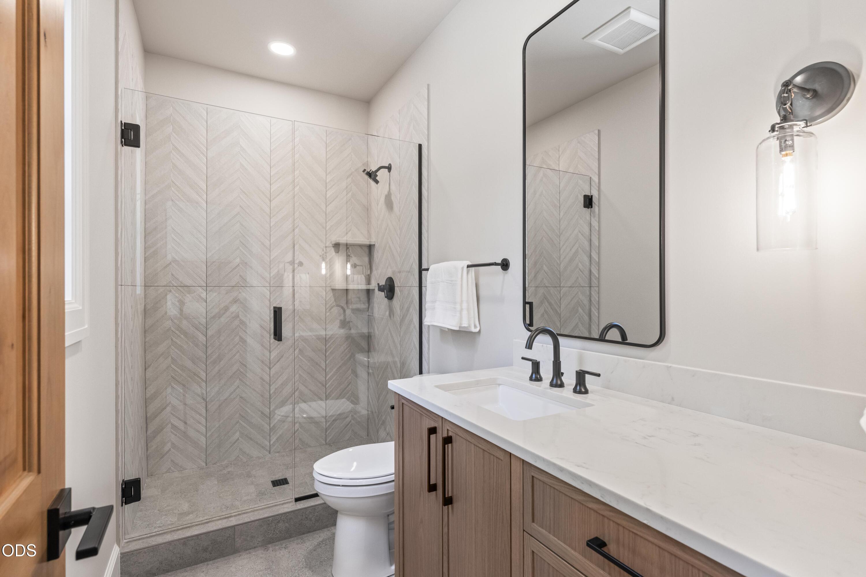 56322 Fireglass Loop, Unit 174 Bend, OR 97707 - Photo 17 of 44