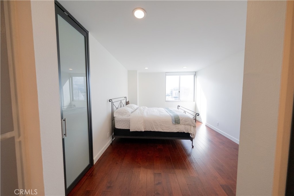 10751 Wilshire Boulevard, Unit 1405 Los Angeles, CA 90024 - Photo 18 of 28