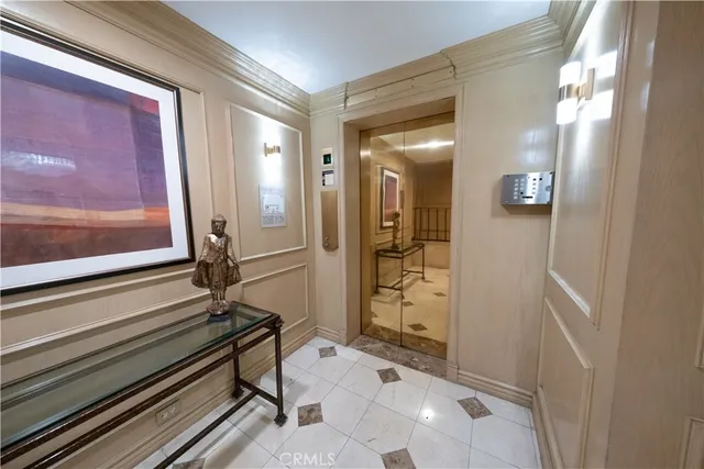 a view of parking area