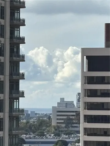 $699,000 | 10751 Wilshire Boulevard, Unit 1405, Los Angeles, CA 90024