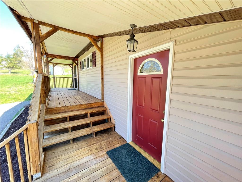 116 Francis Road Perryopolis, PA 15473 - Photo 3 of 22