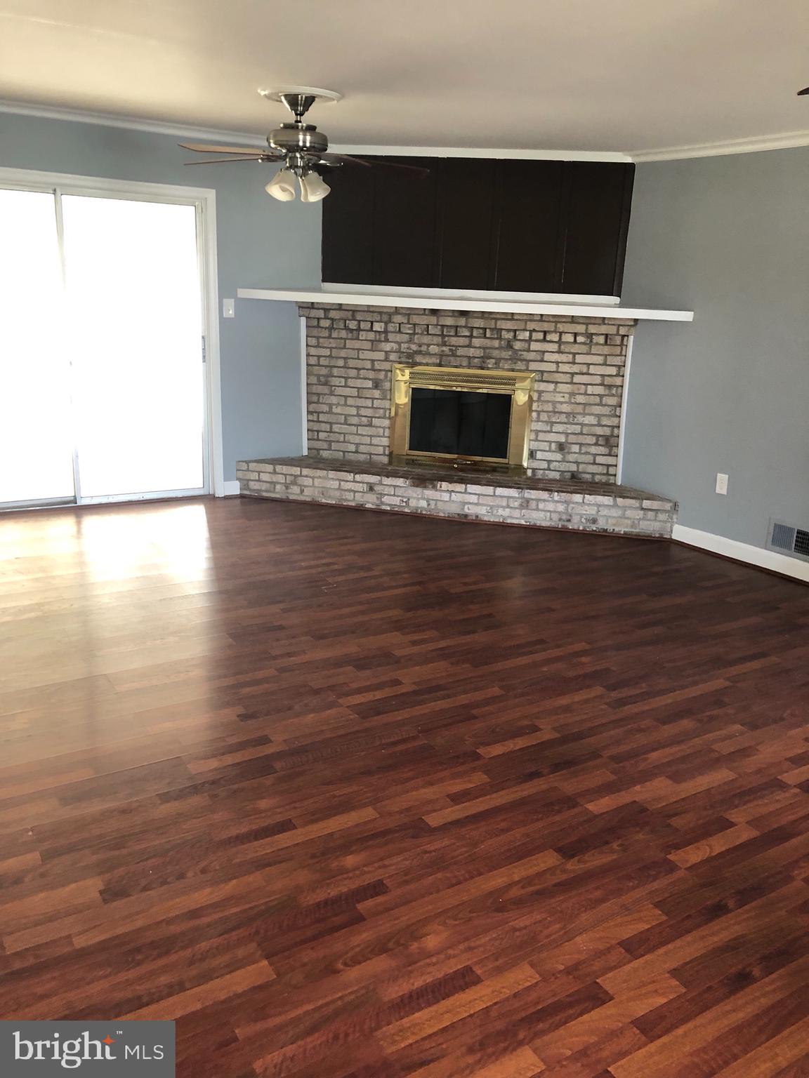 6618 Horseshoe Road Clinton, MD 20735 - Photo 8 of 26 Family Room