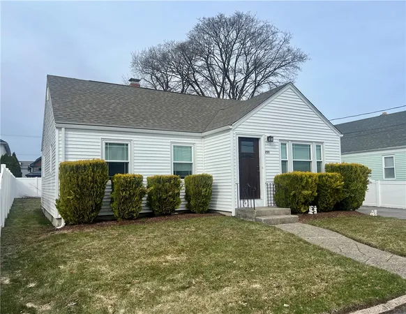 $374,900 | 250 Pullen Avenue, Pawtucket, RI 02861