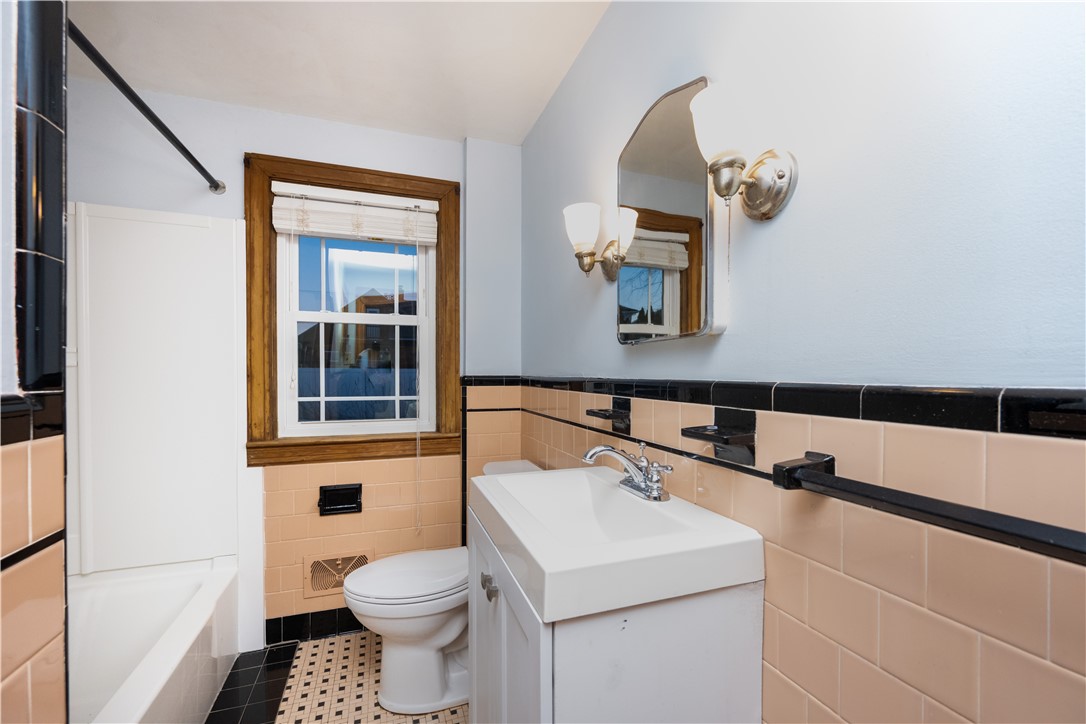 250 Pullen Avenue Pawtucket, RI 02861 - Photo 8 of 15