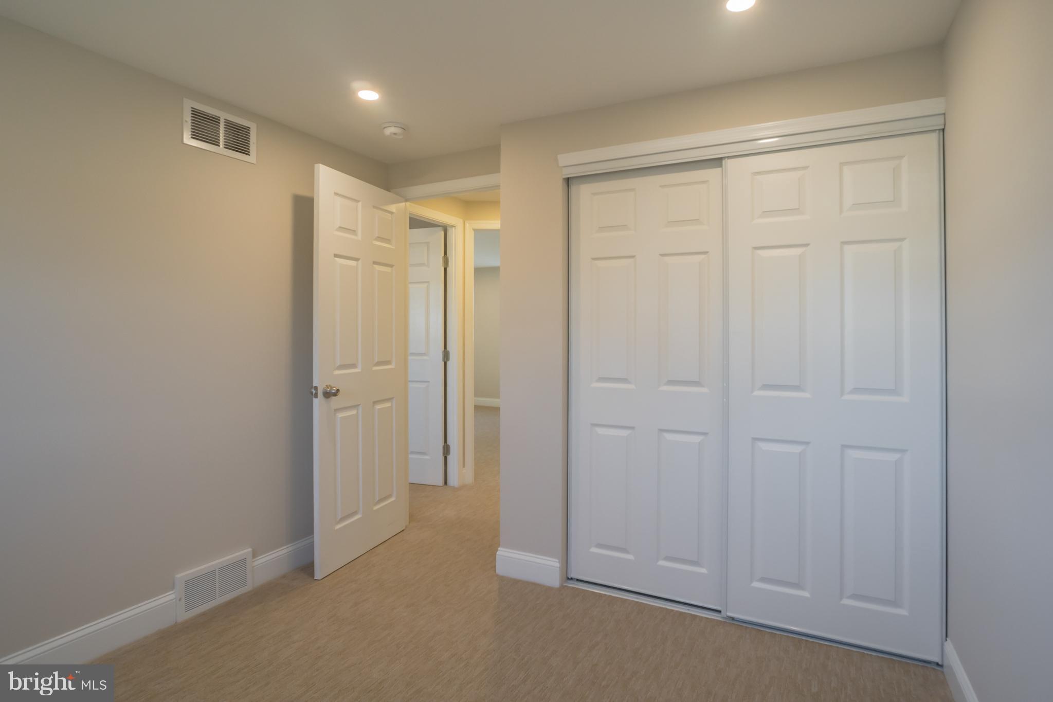 1023 Valley Road Warminster, PA 18974 - Photo 22 of 30 Gallery Image 22