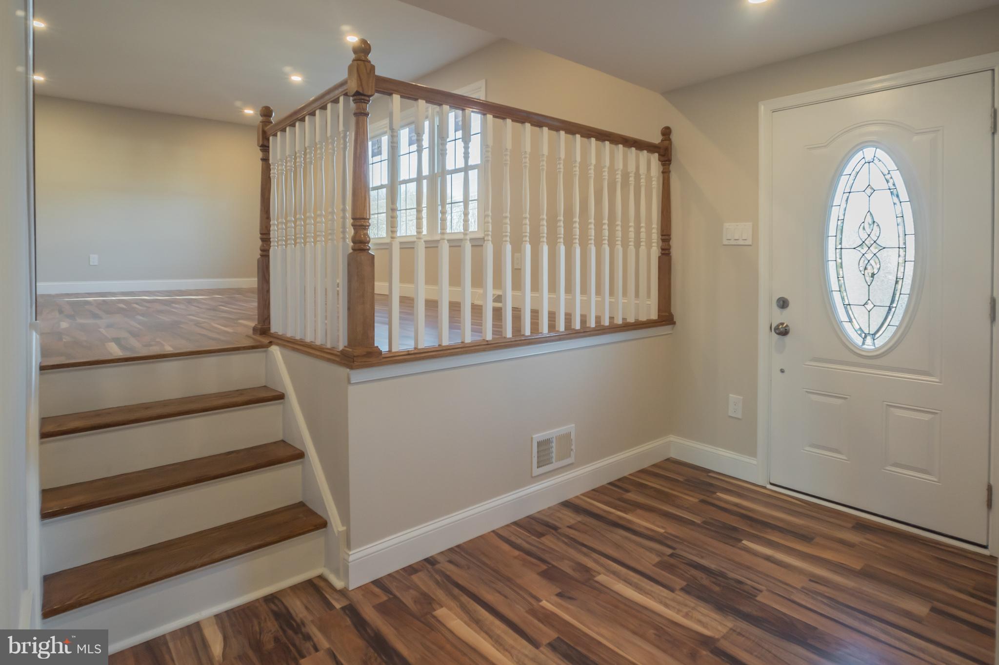 1023 Valley Road Warminster, PA 18974 - Photo 8 of 30 Gallery Image 8