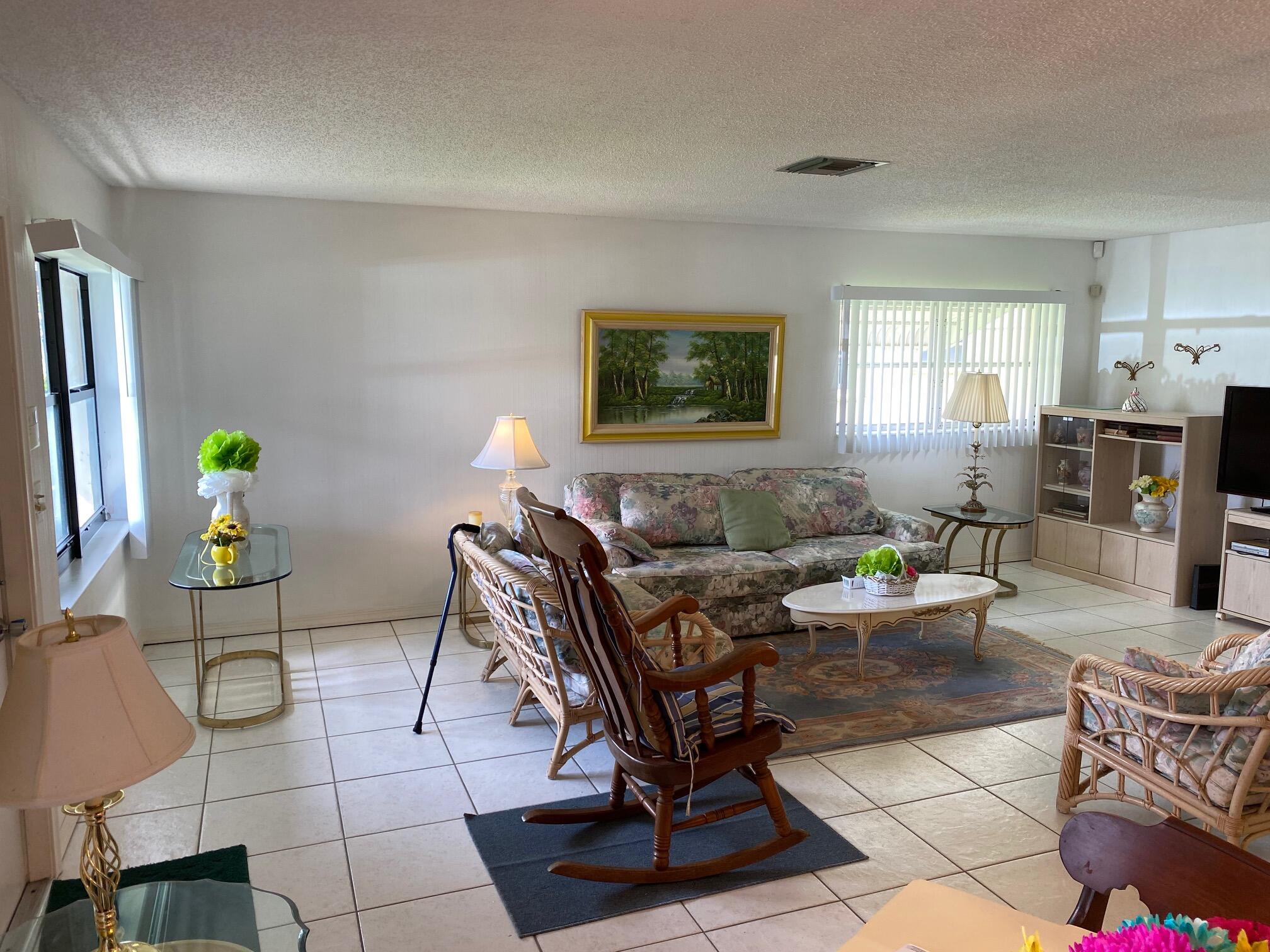 5779 Doris Court Delray Beach, FL 33484 - Photo 11 of 37 living room