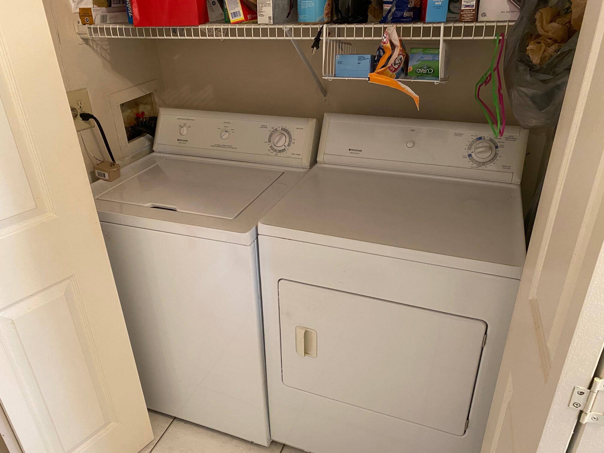 5779 Doris Court Delray Beach, FL 33484 - Photo 15 of 37 Room for side by side laundry