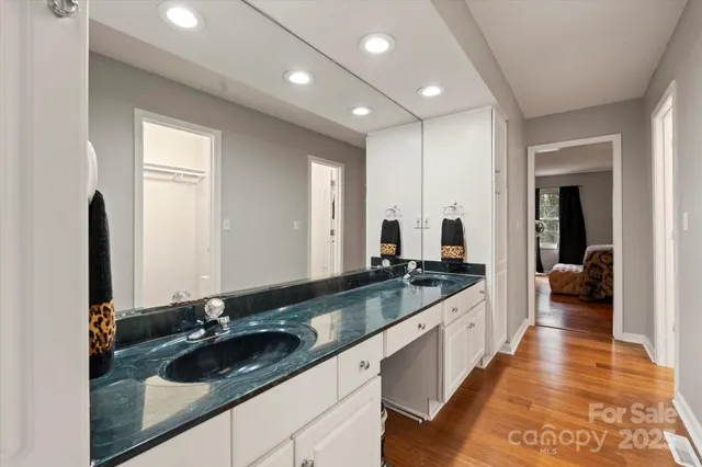 $759,000 | 314 Sweetwater Hills Drive, Hendersonville, NC 28791