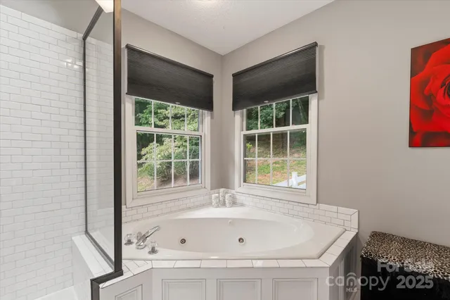 $759,000 | 314 Sweetwater Hills Drive, Hendersonville, NC 28791