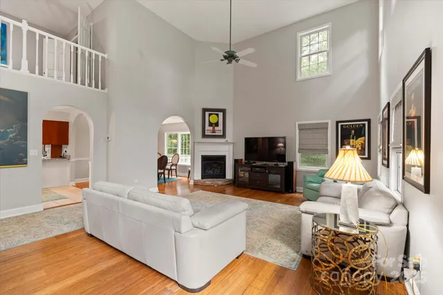 $759,000 | 314 Sweetwater Hills Drive, Hendersonville, NC 28791