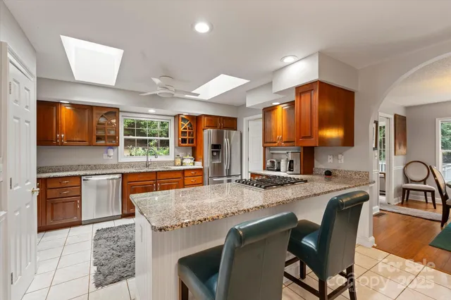 $759,000 | 314 Sweetwater Hills Drive, Hendersonville, NC 28791