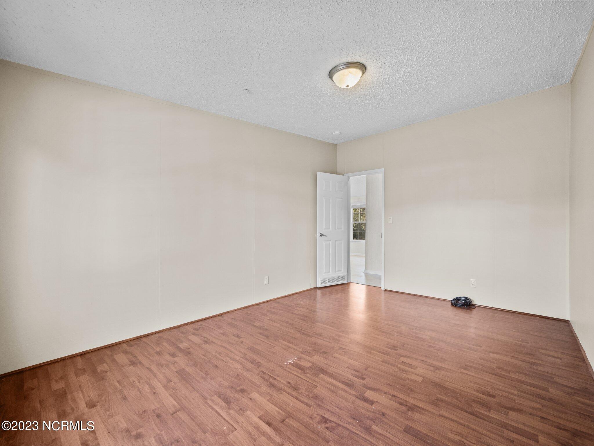 171 King Road Jacksonville, NC 28540 - Photo 24 of 50 47-web-or-mls-P1270139