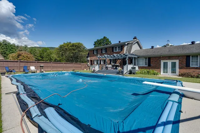 $387,000 | 1103 Hudson Avenue, Jasper, TN 37347