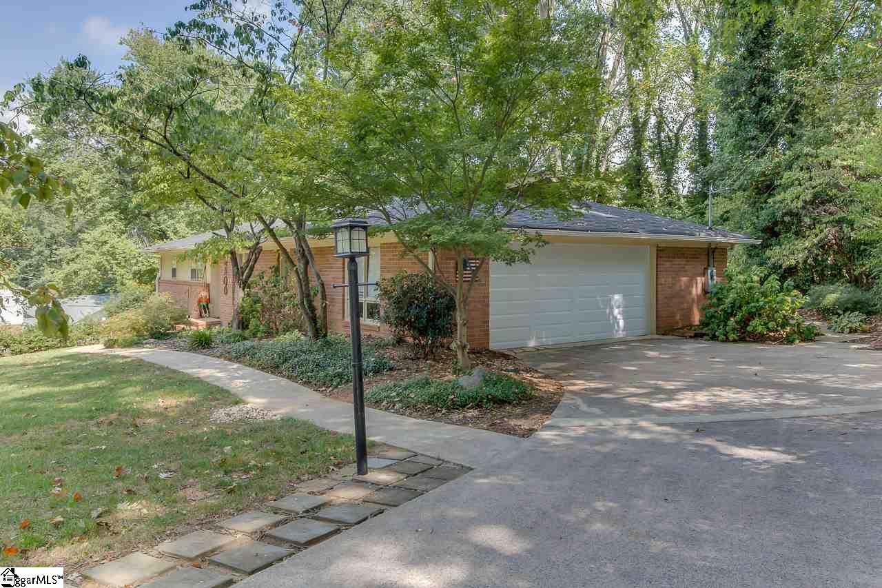 1 Ravensworth Road Taylors, SC 29687 - Photo 5 of 34 Gallery Image 5