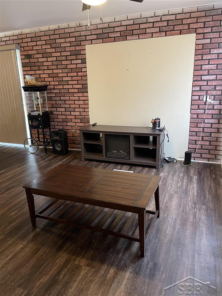 1831 Mack Road Buena Vista, MI 48601 - Photo 4 of 15