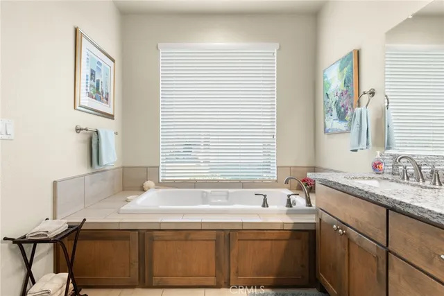 $670,000 | 4 Quillstone Loop, Chico, CA 95928