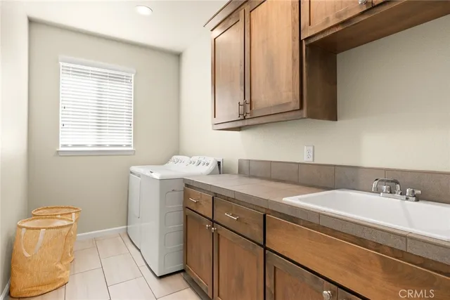 $670,000 | 4 Quillstone Loop, Chico, CA 95928