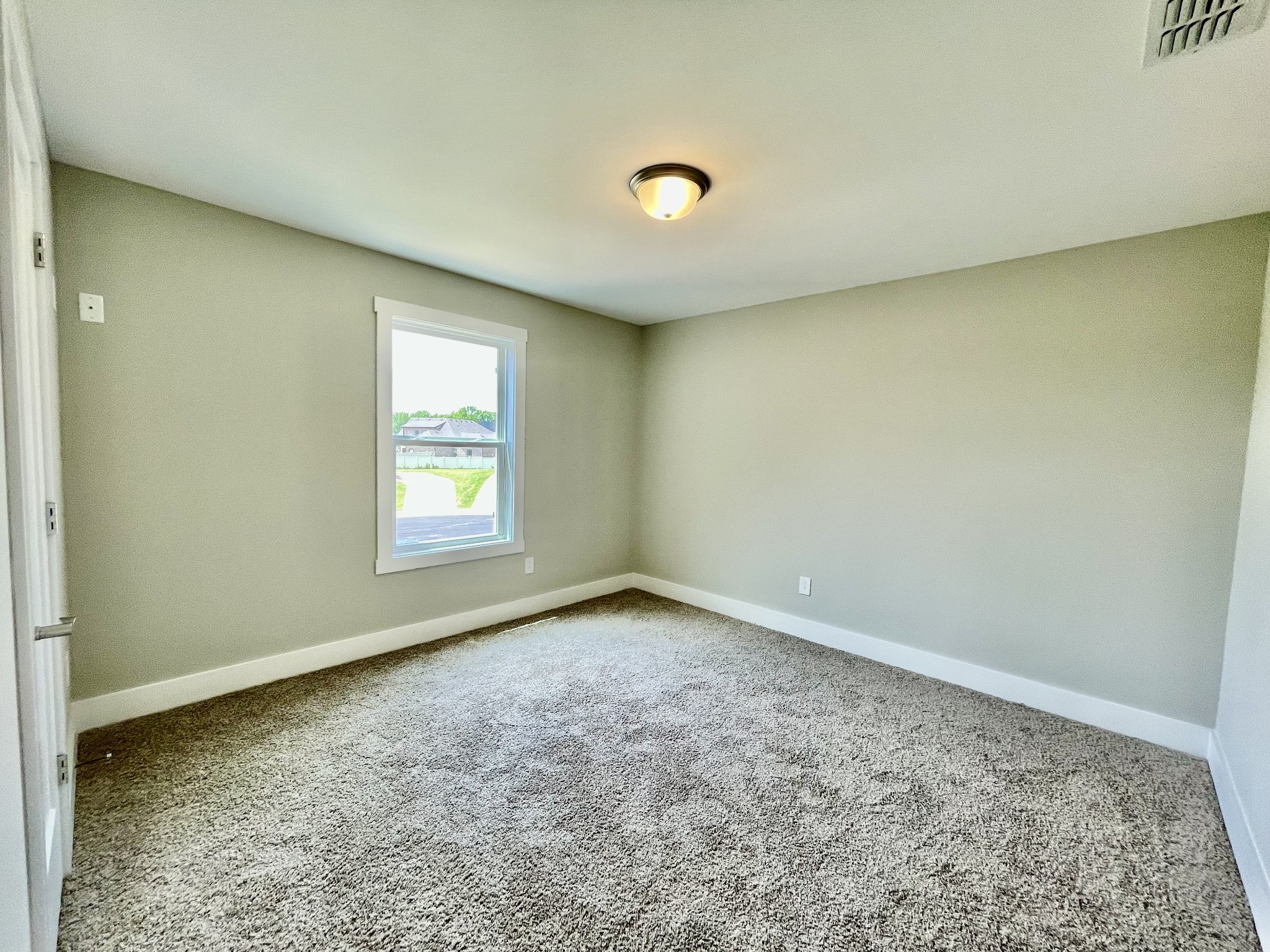 804 Becham Kenneth Circle Smyrna, TN 37167 - Photo 18 of 25 an empty room with a window