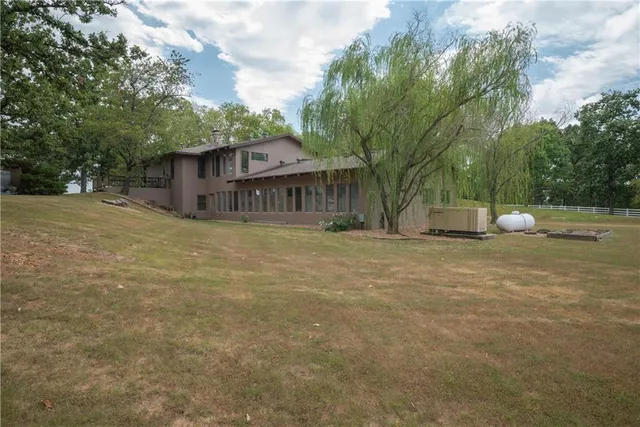 $4,490,000 | 731 Northwest 35th Lane, Lamar, MO 64759