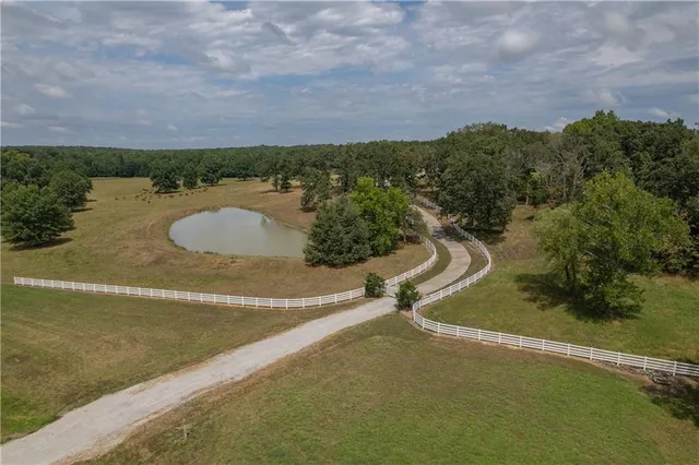 $4,490,000 | 731 Northwest 35th Lane, Lamar, MO 64759