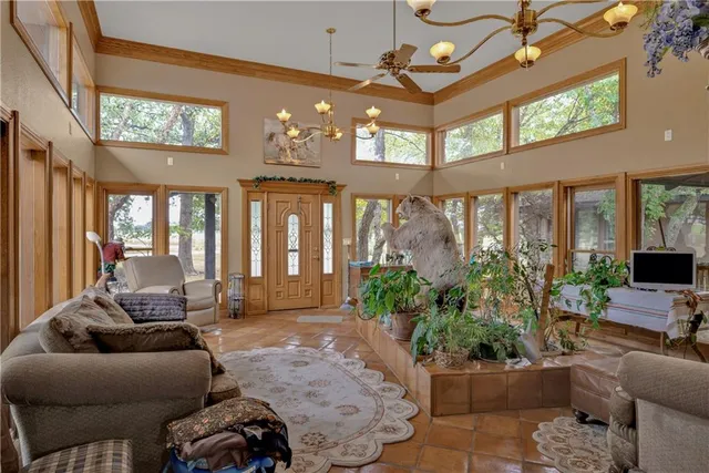 $4,490,000 | 731 Northwest 35th Lane, Lamar, MO 64759