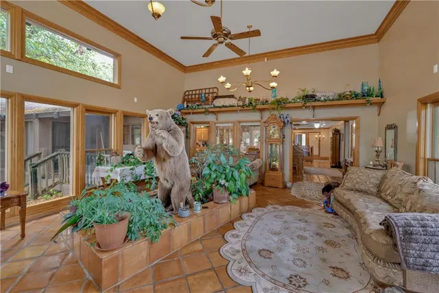 $4,490,000 | 731 Northwest 35th Lane, Lamar, MO 64759