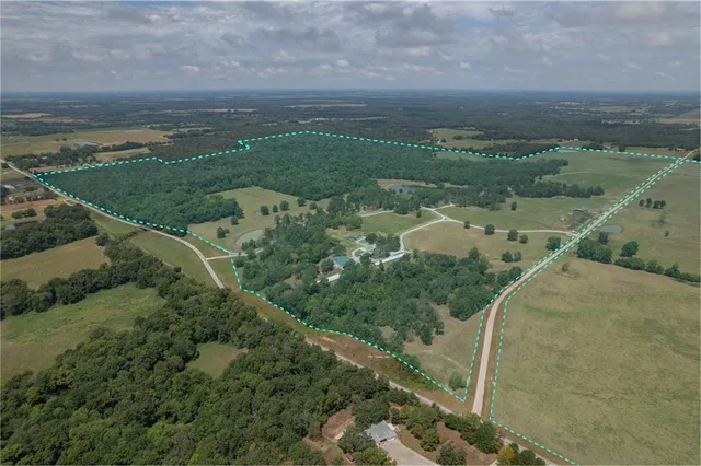 $4,490,000 | 731 Northwest 35th Lane, Lamar, MO 64759