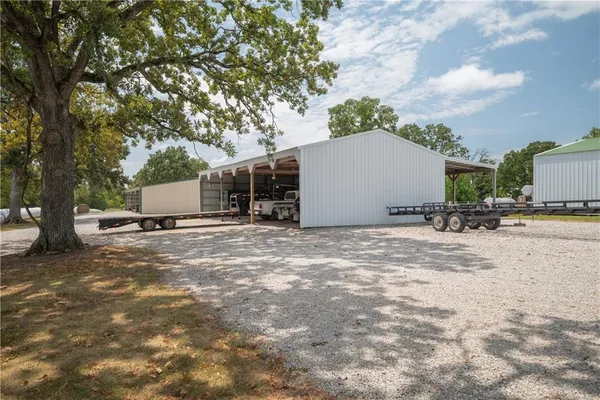 $4,490,000 | 731 Northwest 35th Lane, Lamar, MO 64759
