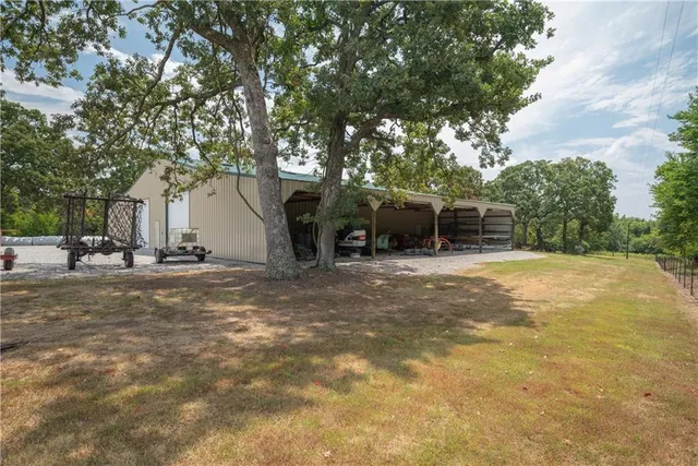 $4,490,000 | 731 Northwest 35th Lane, Lamar, MO 64759