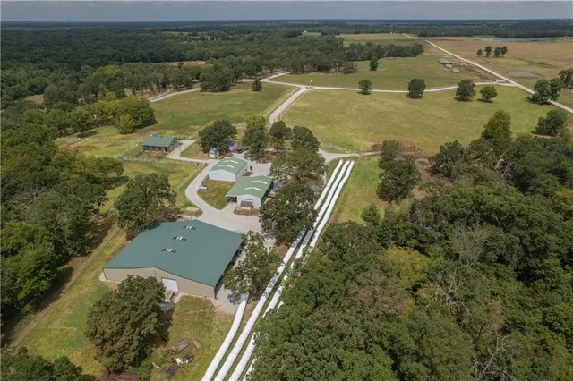 $4,490,000 | 731 Northwest 35th Lane, Lamar, MO 64759