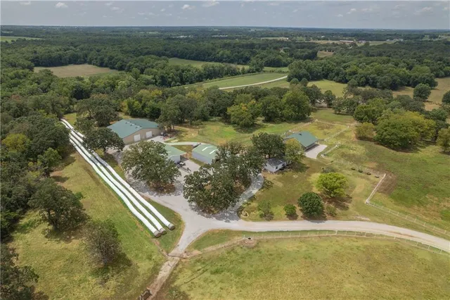 $4,490,000 | 731 Northwest 35th Lane, Lamar, MO 64759