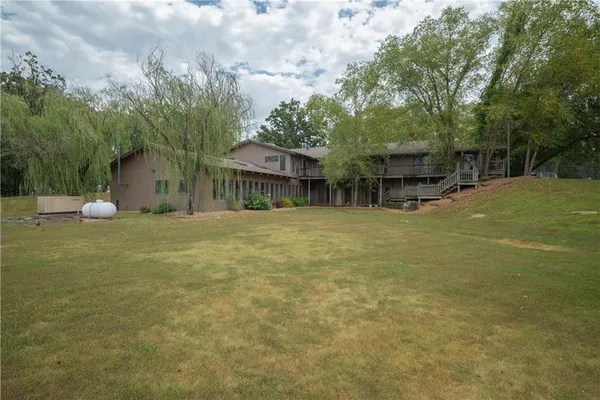 $4,490,000 | 731 Northwest 35th Lane, Lamar, MO 64759