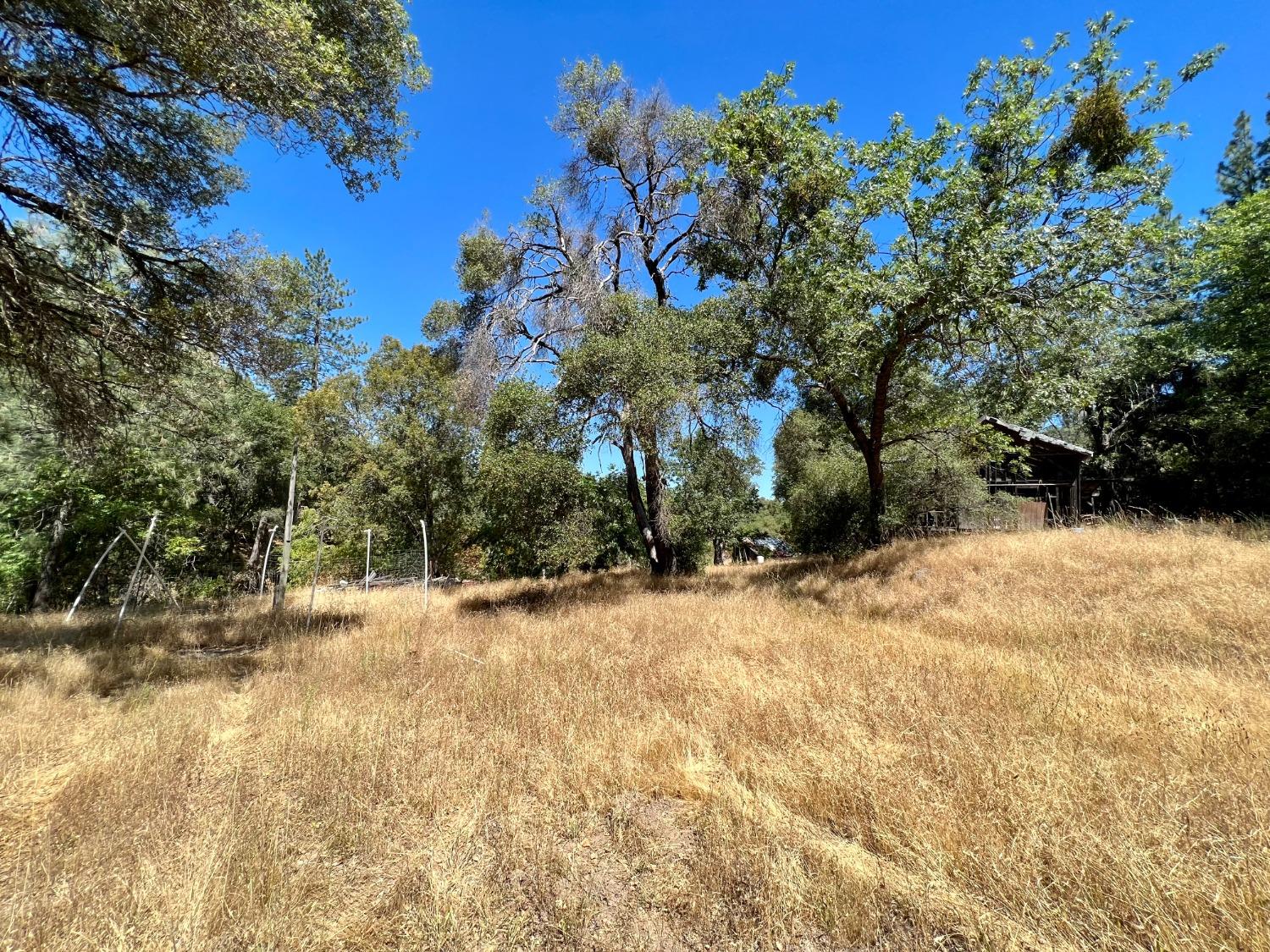 3090 Omo Ranch Road Somerset, CA 95684 - Photo 31 of 40 Gallery Image 31