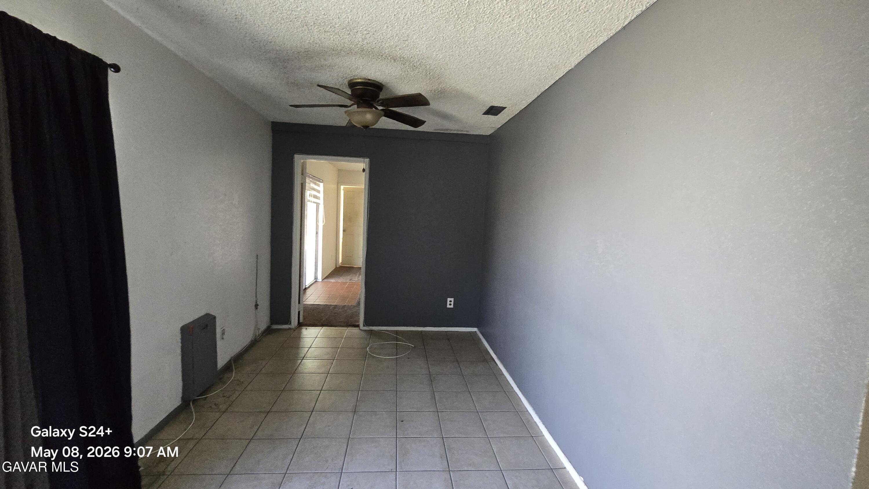 37007 Vía Del Rio Palmdale, CA 93550 - Photo 9 of 27 20260508_090757