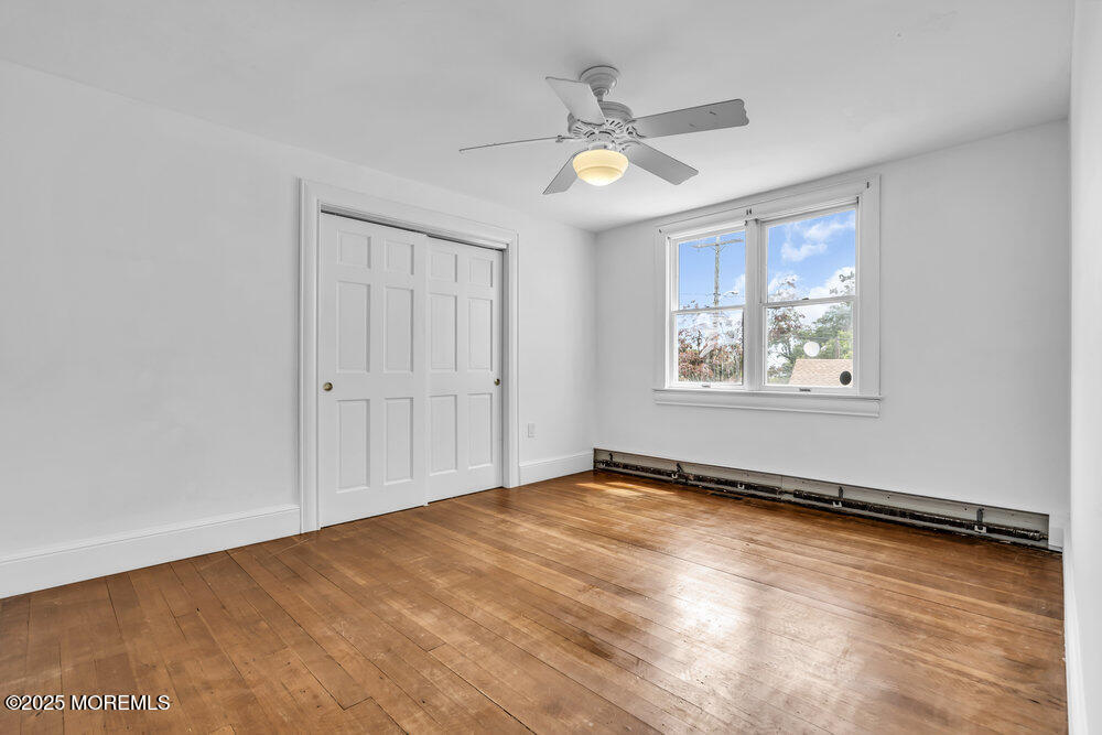 4 Oneida Avenue Atlantic Highlands, NJ 07716 - Photo 23 of 80 a view of an empty room with a window