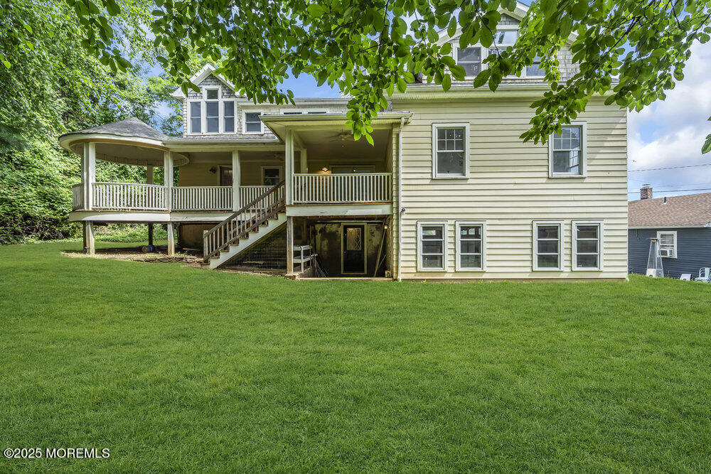 4 Oneida Avenue Atlantic Highlands, NJ 07716 - Photo 4 of 80 a view of an house with backyard space and balcony