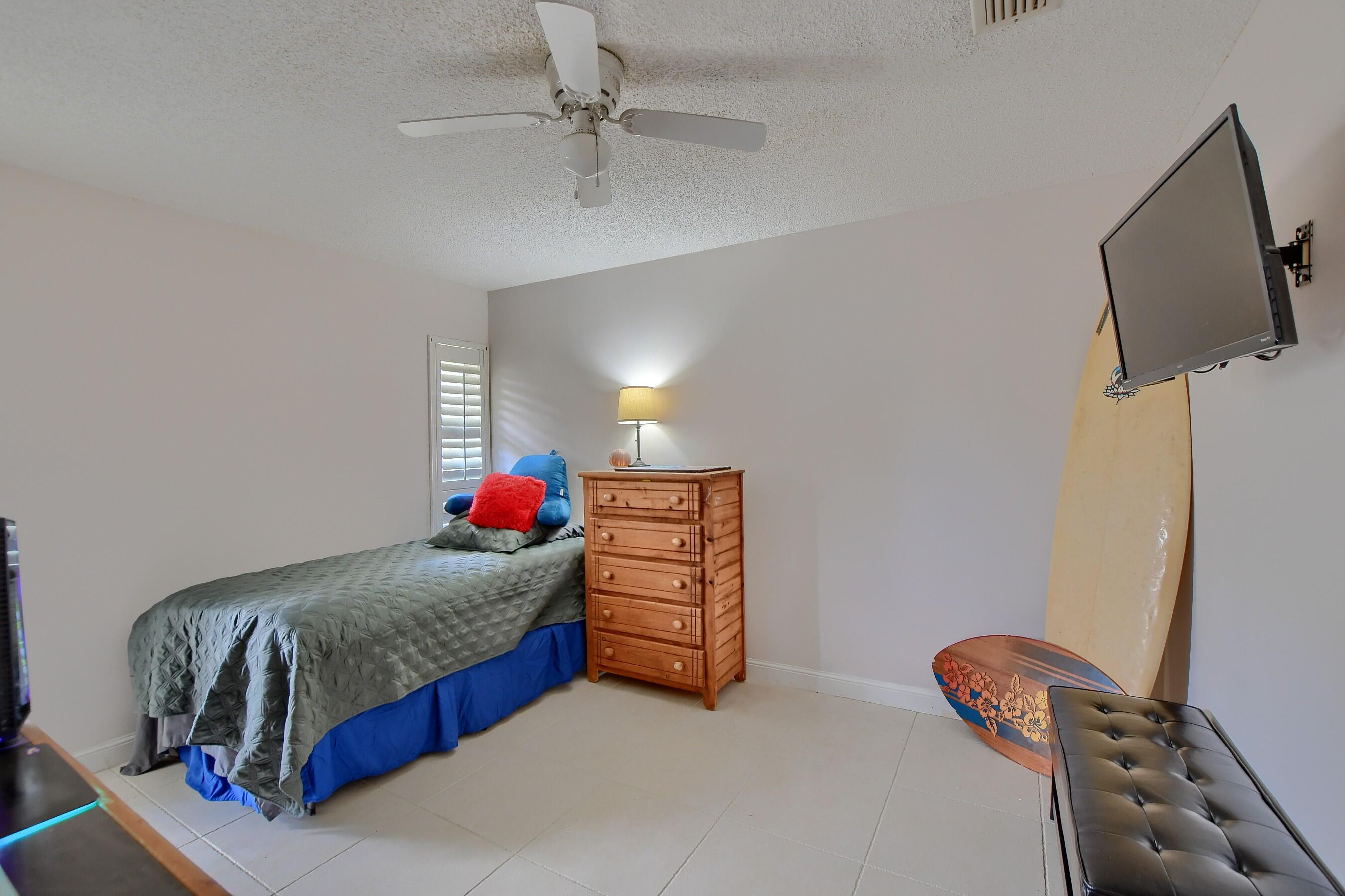 630 Southwest 17th Street Boca Raton, FL 33486 - Photo 28 of 53 3rd bedroom