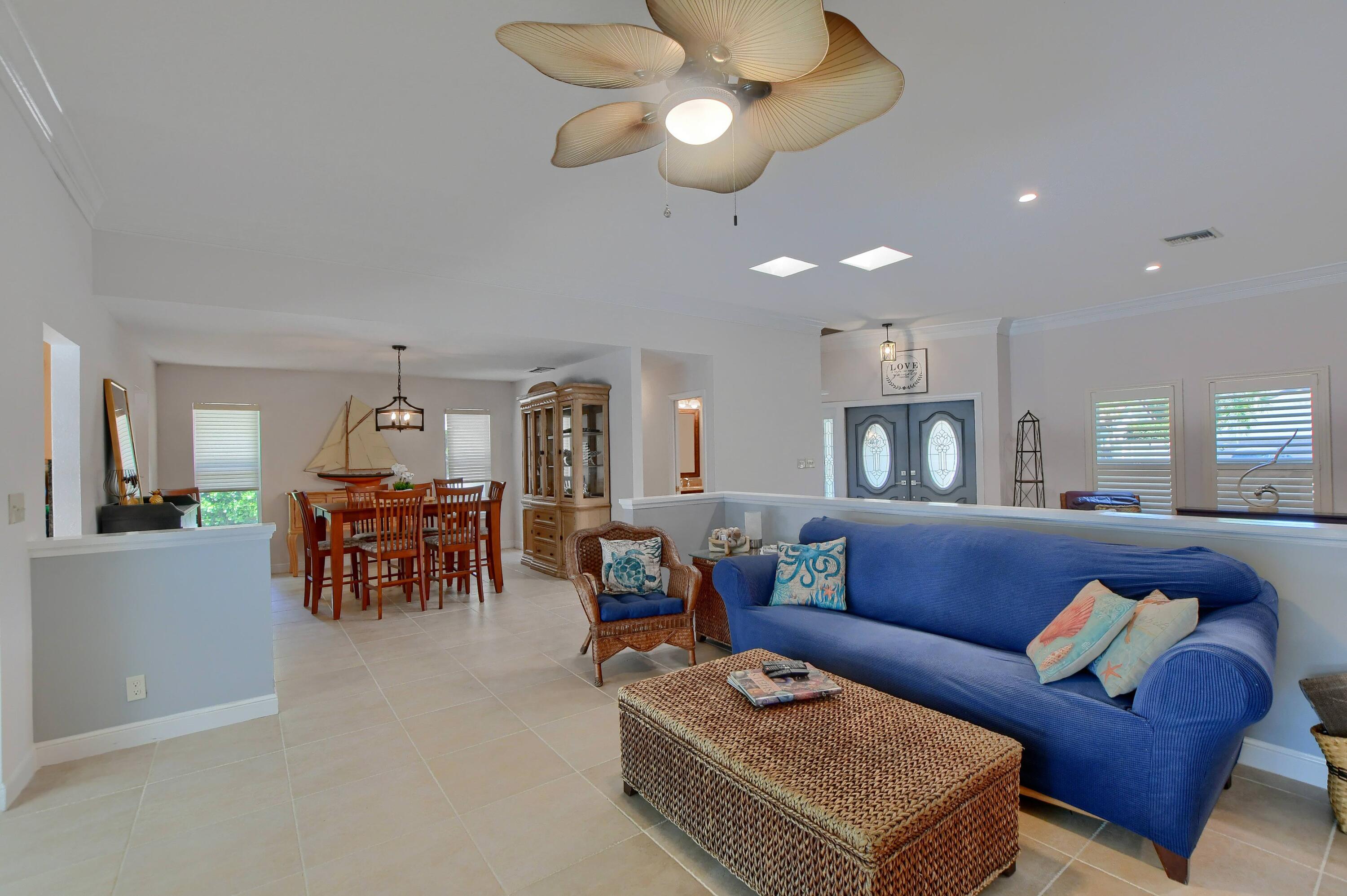 630 Southwest 17th Street Boca Raton, FL 33486 - Photo 9 of 53 Family Room