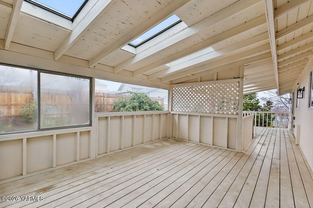 235 South Ridgeway Drive Yakima, WA 98901 - Photo 20 of 39 Deck from Primary suite