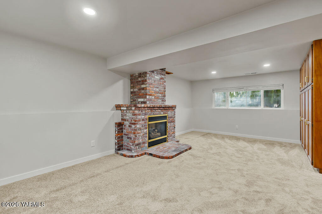 235 South Ridgeway Drive Yakima, WA 98901 - Photo 26 of 39 Lower level