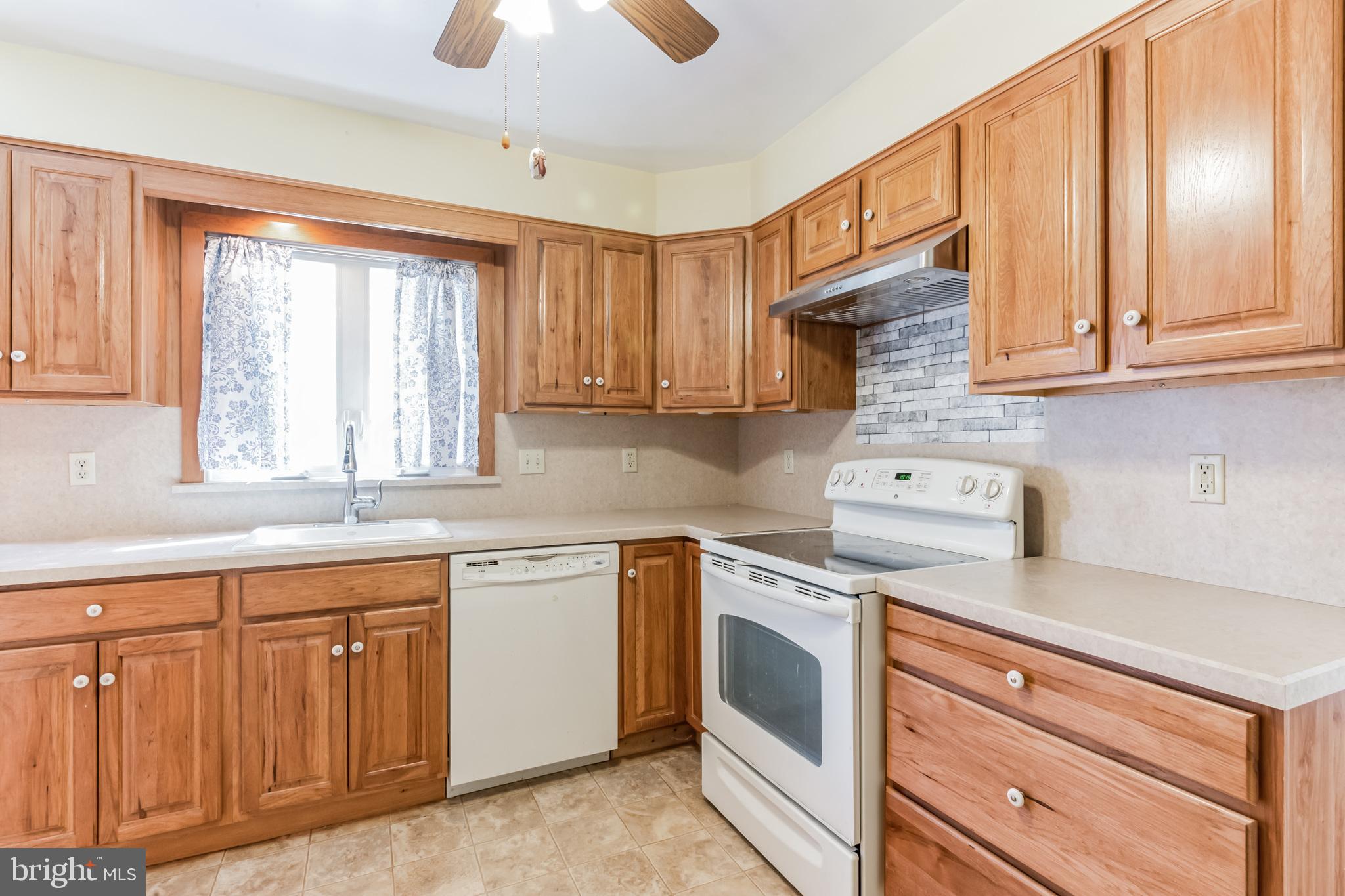 77 Spring Street Bridgeton, NJ 08302 - Photo 11 of 30