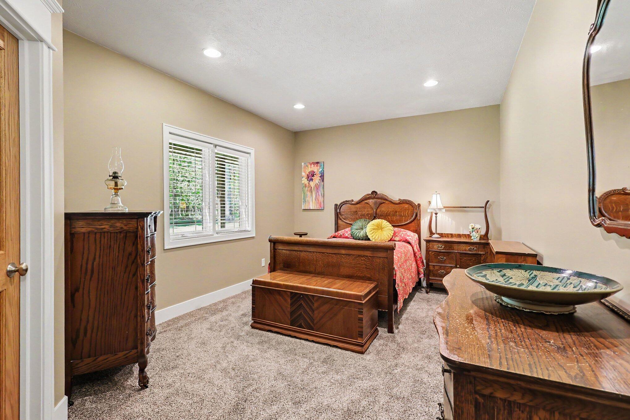 6054 South Moorland Road Ravenna, MI 49451 - Photo 21 of 51 014_file_1545