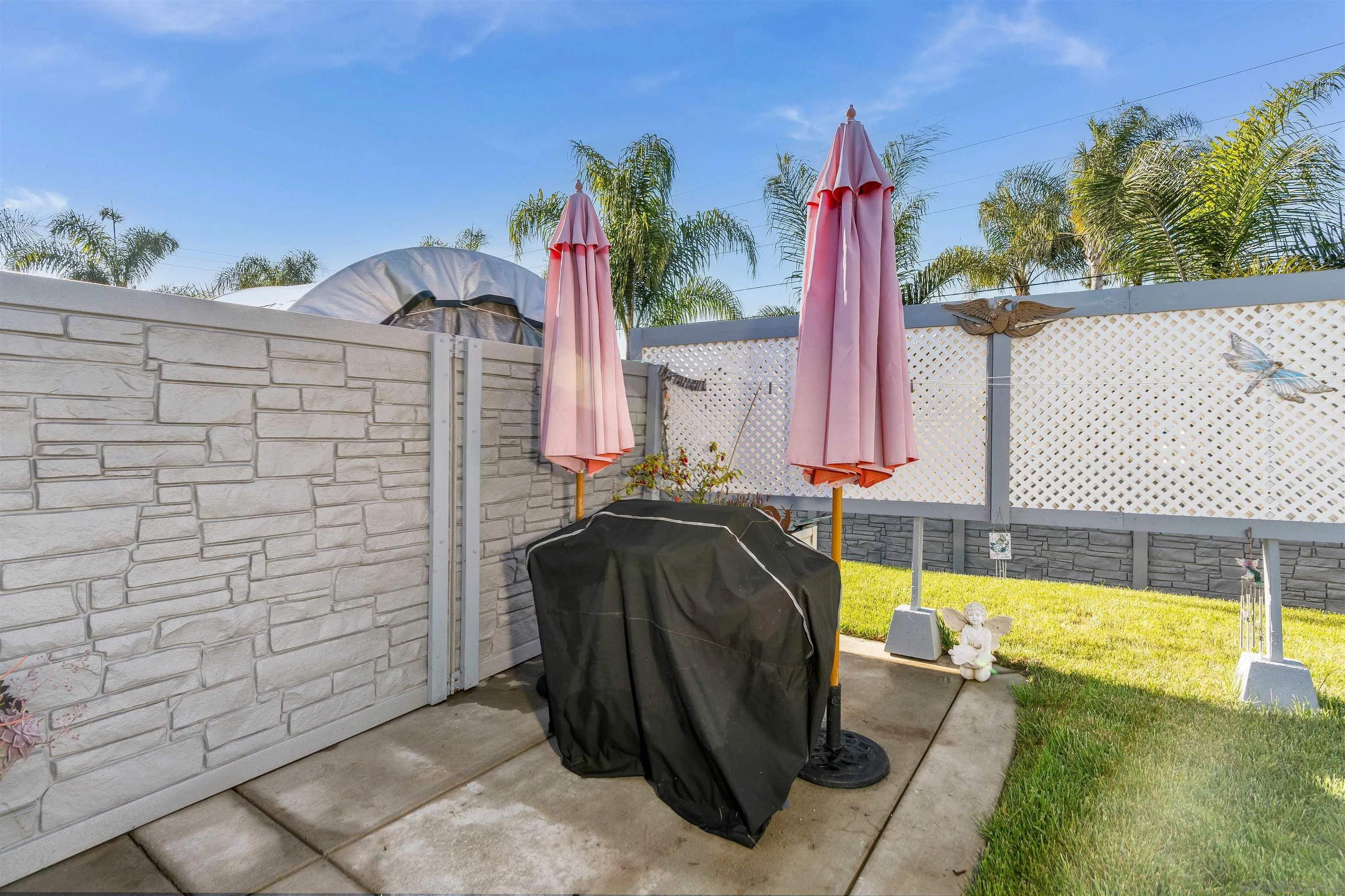 737 Carlsbad Street Spring Valley, CA 91977 - Photo 28 of 29 Gallery Image 28