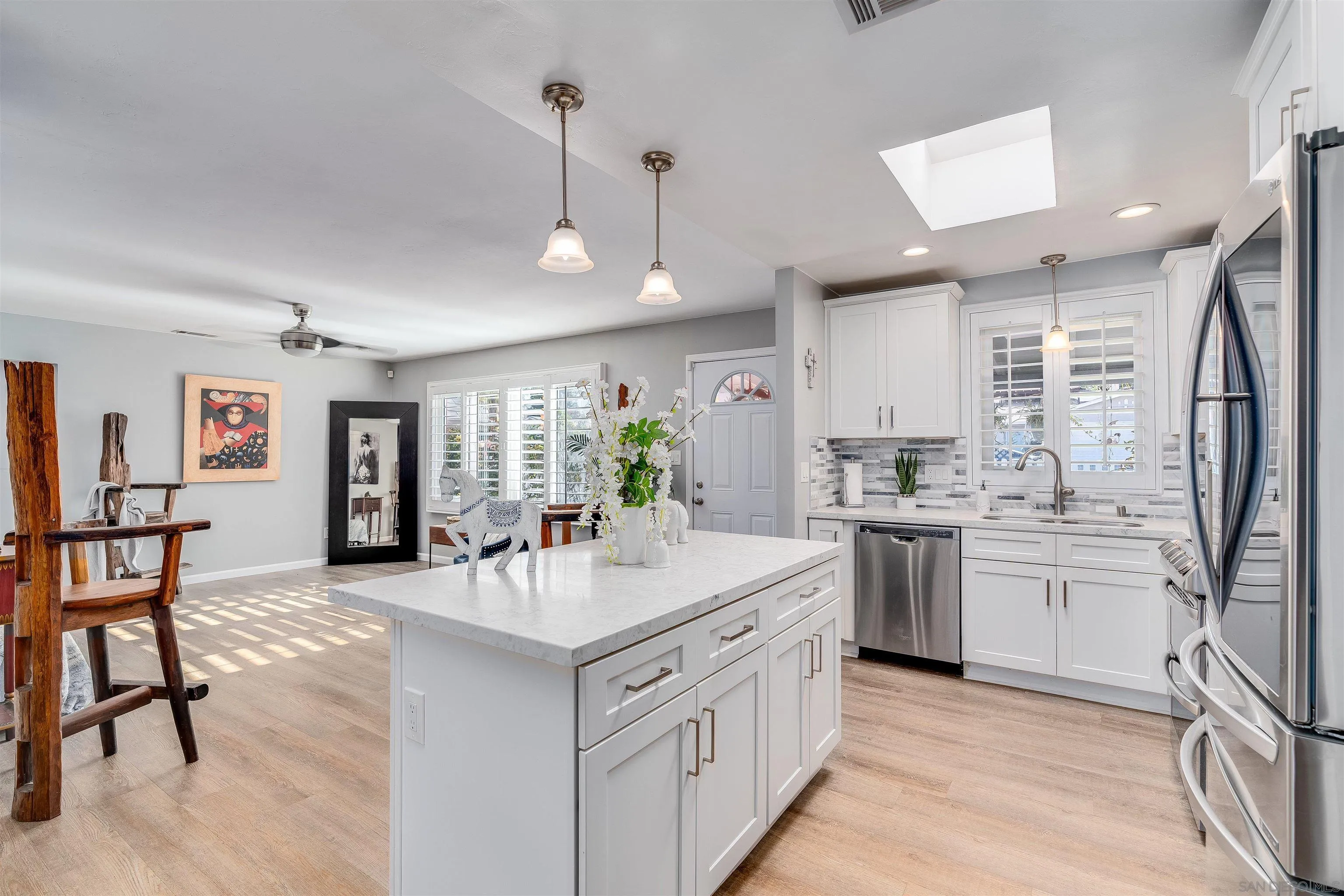 737 Carlsbad Street Spring Valley, CA 91977 - Photo 6 of 29 Gallery Image 6