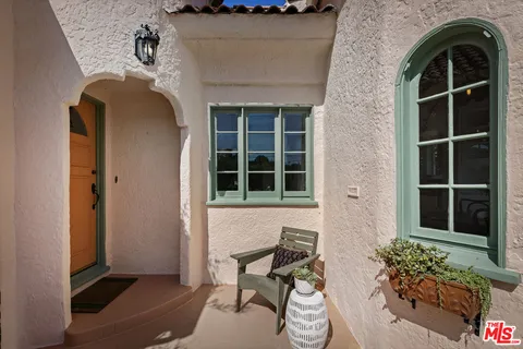 $1,899,000 | 2644 Armstrong Avenue, Los Angeles, CA 90039